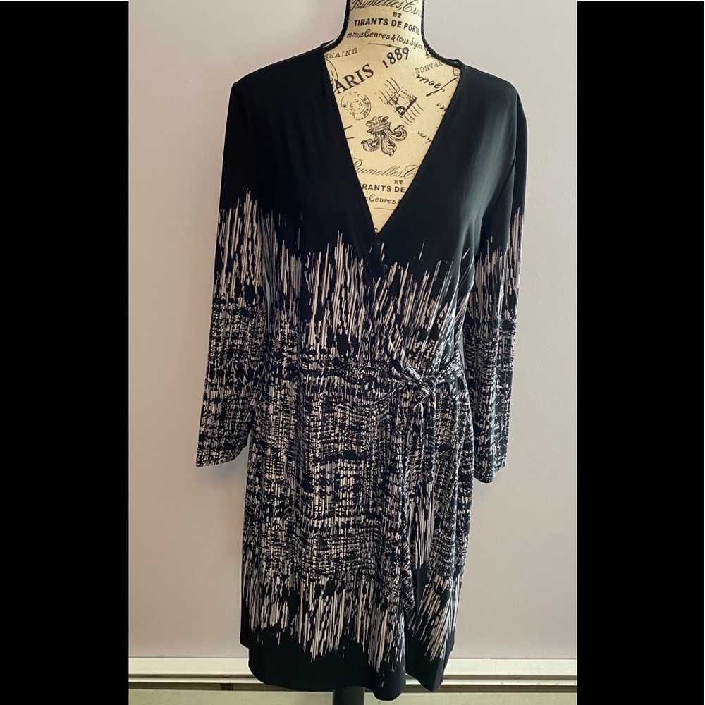 Black and white wrap dress